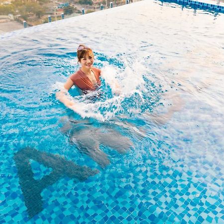 Amber Nha Trang Hotel Bagian luar foto
