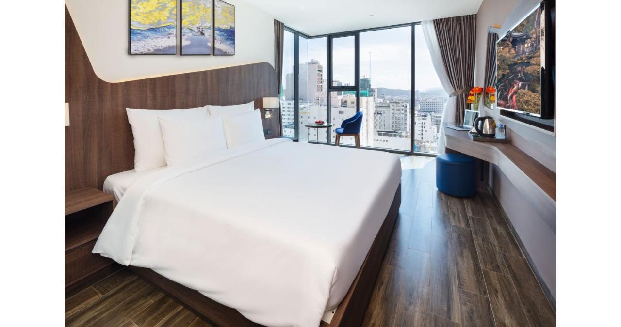 Amber Nha Trang Hotel Bagian luar foto